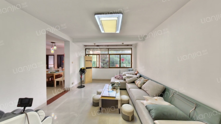 鸿梅花园二手房实景图