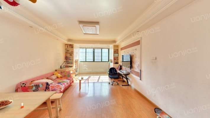 华冶水晶公馆二手房实景图