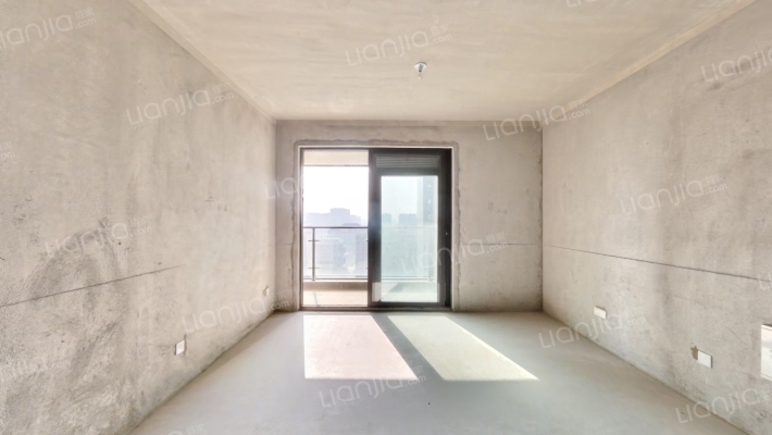 东和和美嘉苑二手房实景图