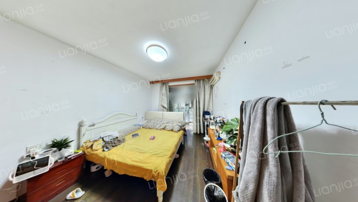 云河家园二手房实景图