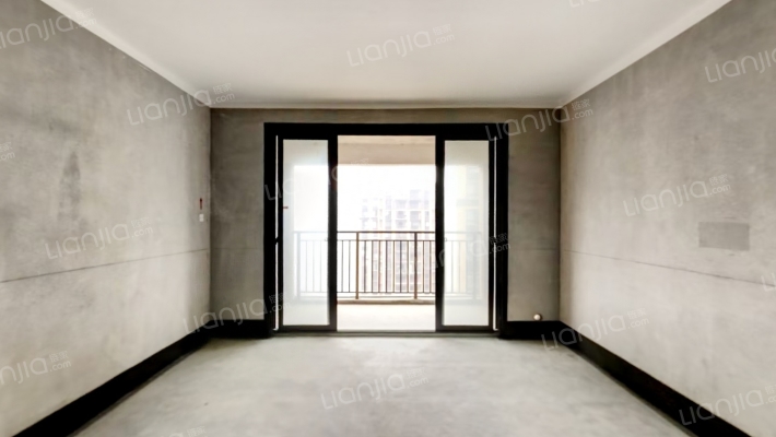 彰泰滟澜山二手房实景图