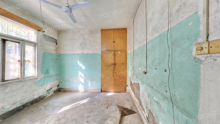 安徽经贸委宿舍冶金小区二手房实景图