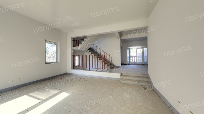 南京碧桂园玫瑰苑二手房实景图