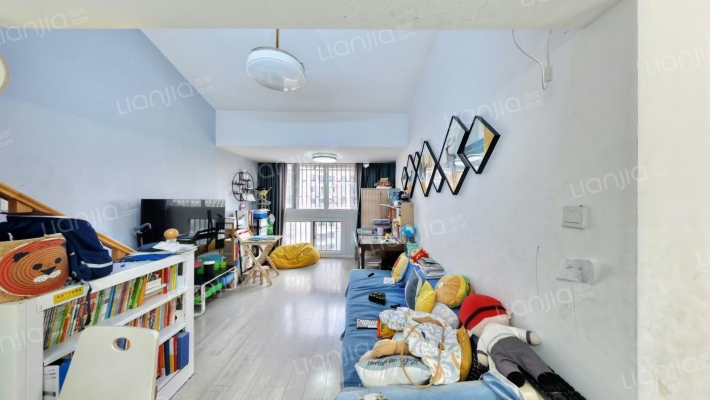康桥月苑南区二手房实景图