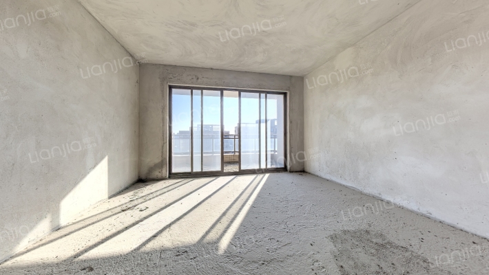 鼎信四季花园二手房实景图