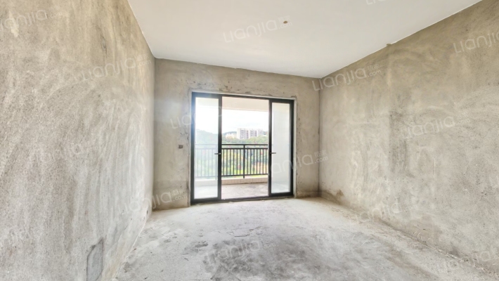 花都尚品雅居六期二手房实景图