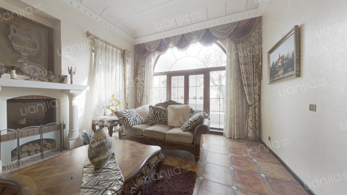 万科兰乔圣菲二手房实景图