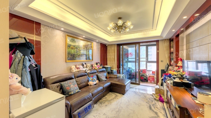 万科翡翠雅宾利二手房实景图