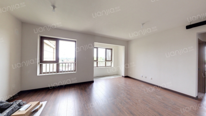 城东春晓雅郡馨园二手房实景图