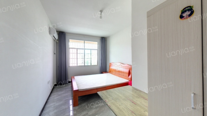 上饶国际家居城二手房实景图