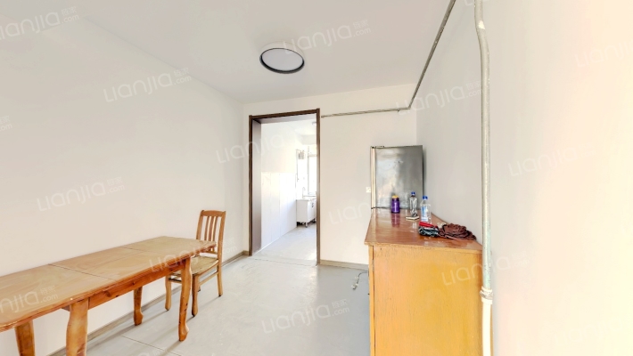 西南河路二手房实景图