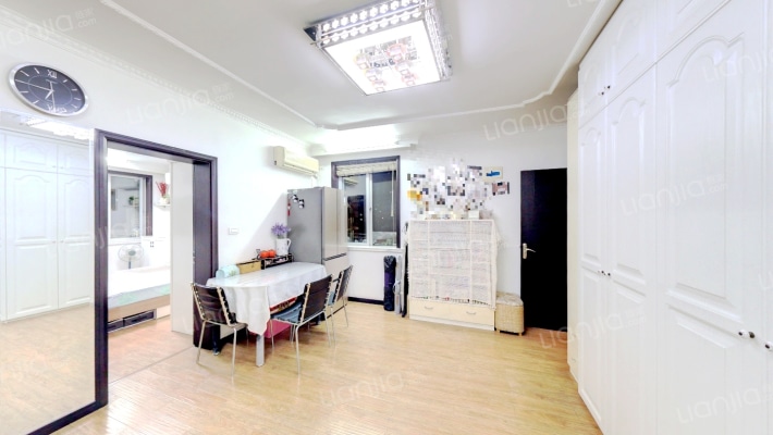 荷花大楼二手房实景图