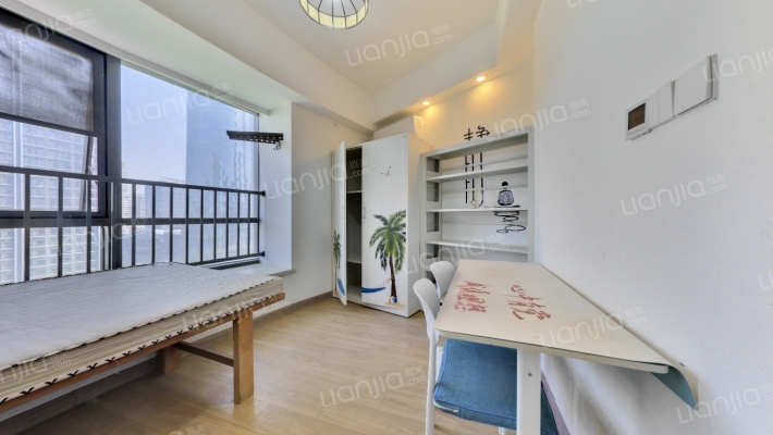 复星国际中心二手房实景图