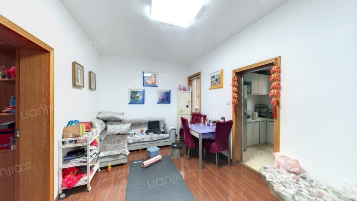 东湖花园小区二手房实景图