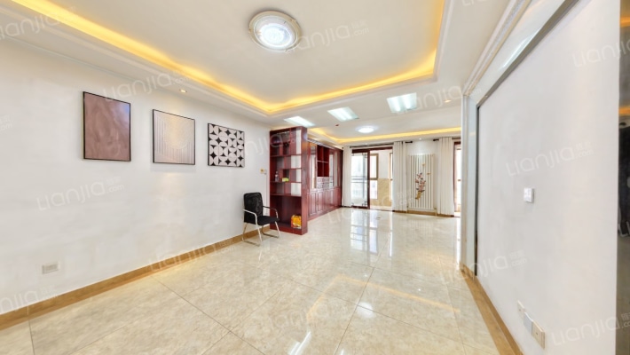 丁豪广场二手房实景图