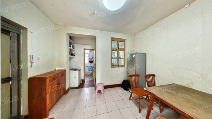 万发苑二手房实景图