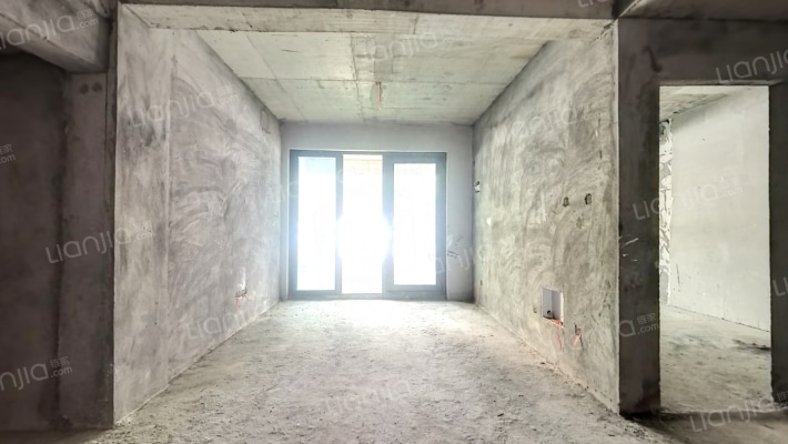 米易天空之城二手房实景图