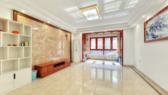 绿地悦城D区二手房实景图