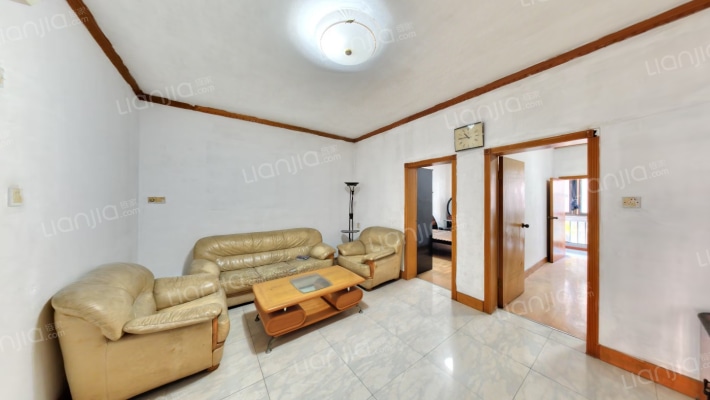 凤凰台72号二手房实景图