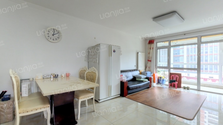 城发晶华苑二手房实景图