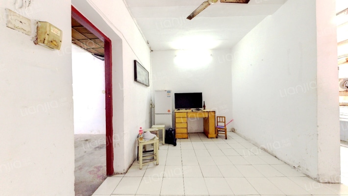 滨湖村建机宿舍二手房实景图