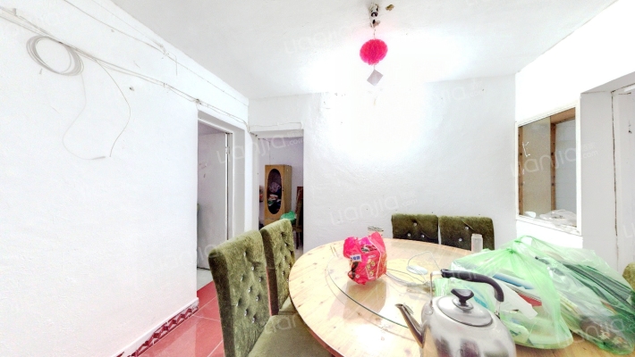 华中西路一百九十二号二手房实景图