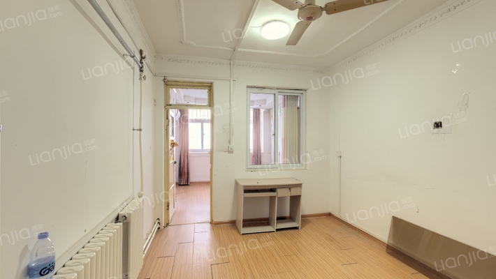 山大路182号二手房实景图