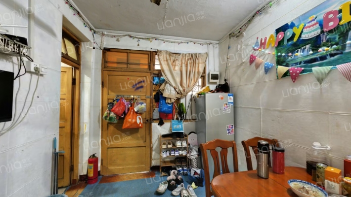 加洋新村二手房实景图