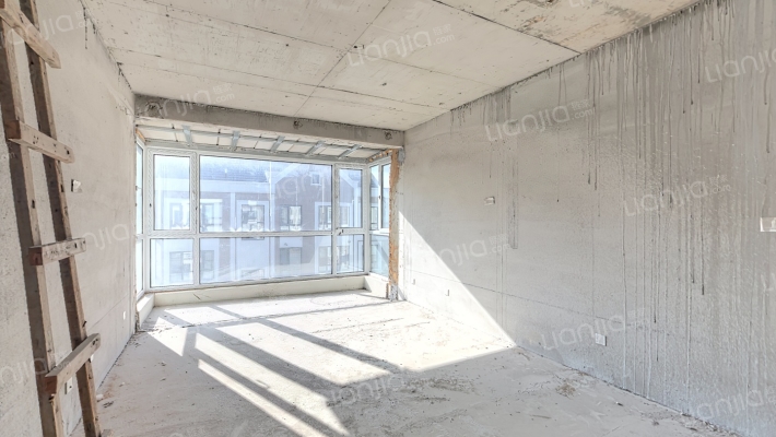 光伸玺樾二手房实景图