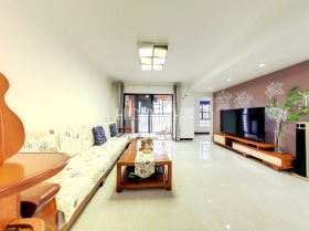 精装三房 户型方正 楼层视野好