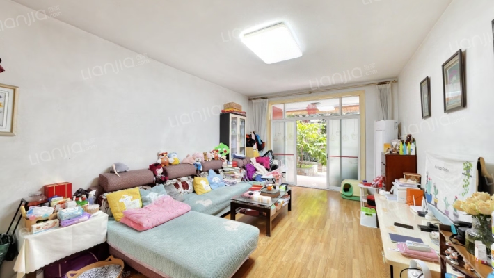 燕沙庭院二手房实景图