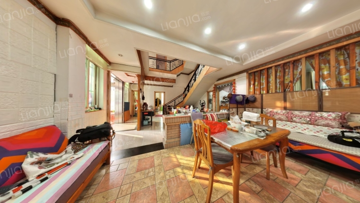 金秋千秋二手房实景图