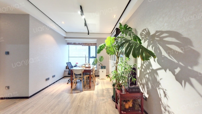 仁恒世纪中心二手房实景图