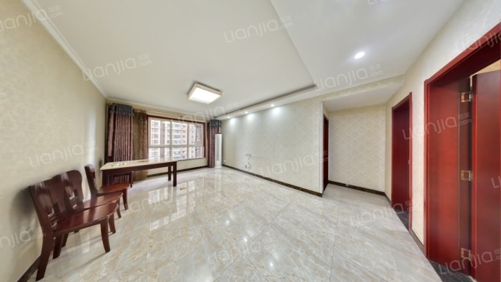 白桦林印象二手房实景图