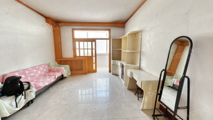 山西省城乡建设学校宿舍二手房实景图