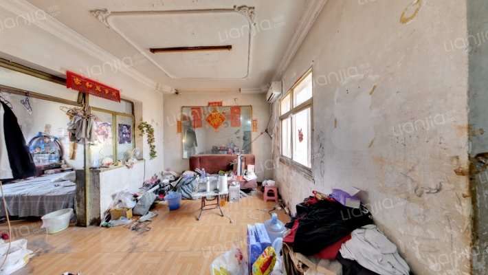 秀峰里二手房实景图