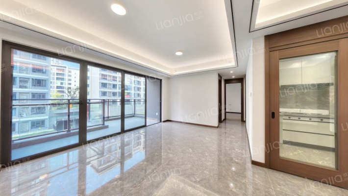 万科清水甲第致远二手房实景图