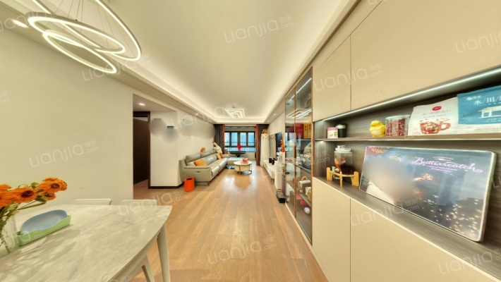 万科金域蓝湾四期二手房实景图