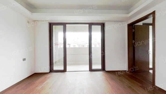 溪畔花园二手房实景图