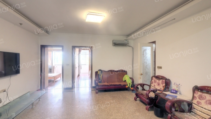 西山西路68号院二手房实景图