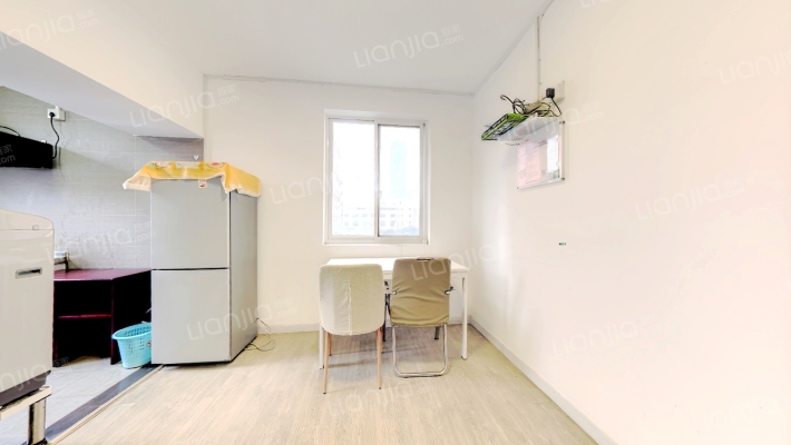 青岛路小区二手房实景图