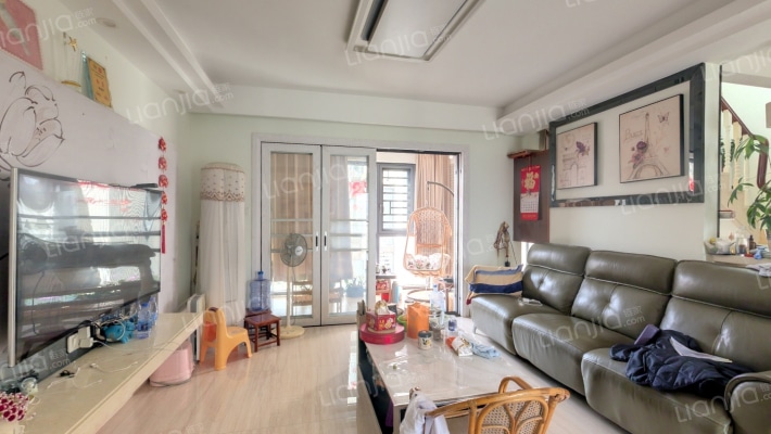 景盛华庭二手房实景图