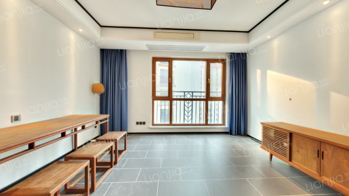 万泰麓溪公馆二手房实景图