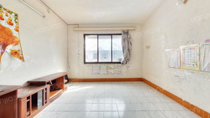 海南医学院第一附属医院宿舍二手房实景图