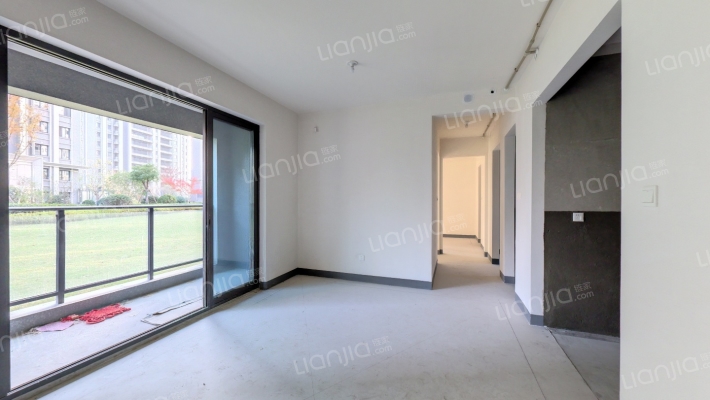 中建海樾府二手房实景图