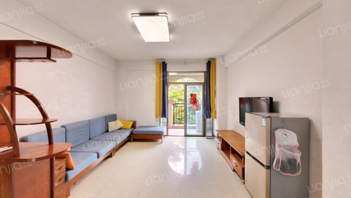 金莎蓝湾二手房实景图