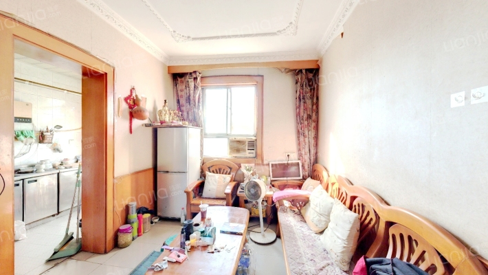 卫生路11-1号院二手房实景图