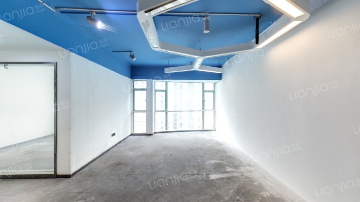 皓瀚华轩二手房实景图