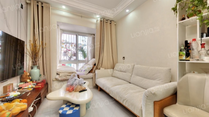 白鹤小区二期二手房实景图