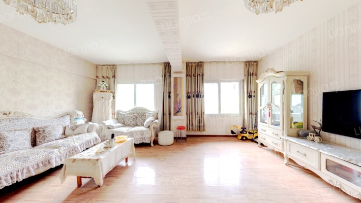 龙平路144号二手房实景图